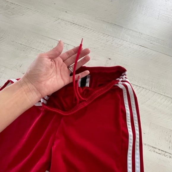 Adidas soccer shorts Size L (13-14) - Picture 3 of 5